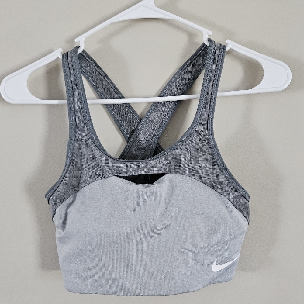 Nike Women's Dual Gray Sports Bra Padded Small Gym Fit Workout Top